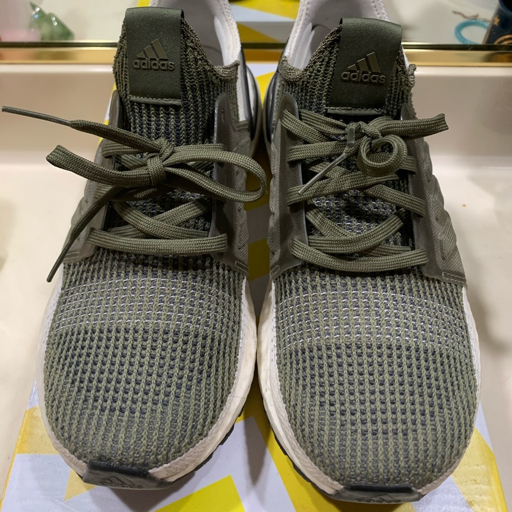 Ultra BOOST 19